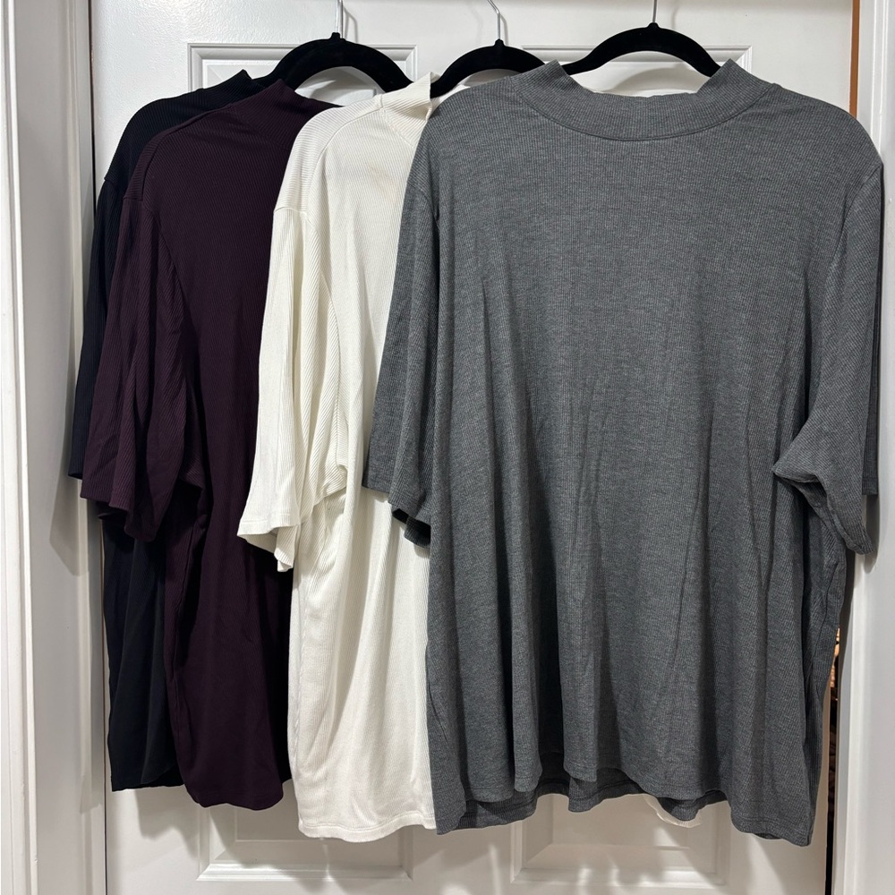4 lot nine west mock neck tee